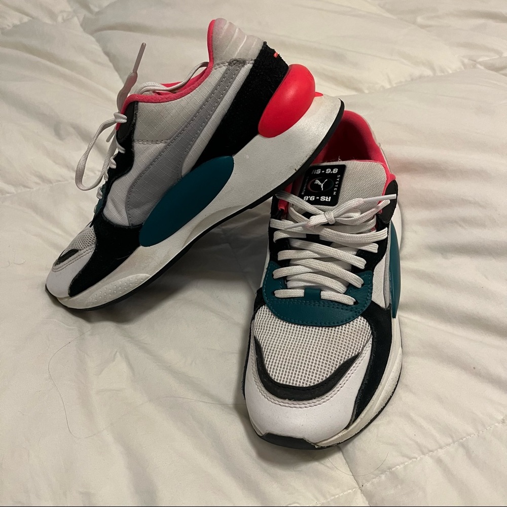 Puma Sneakers